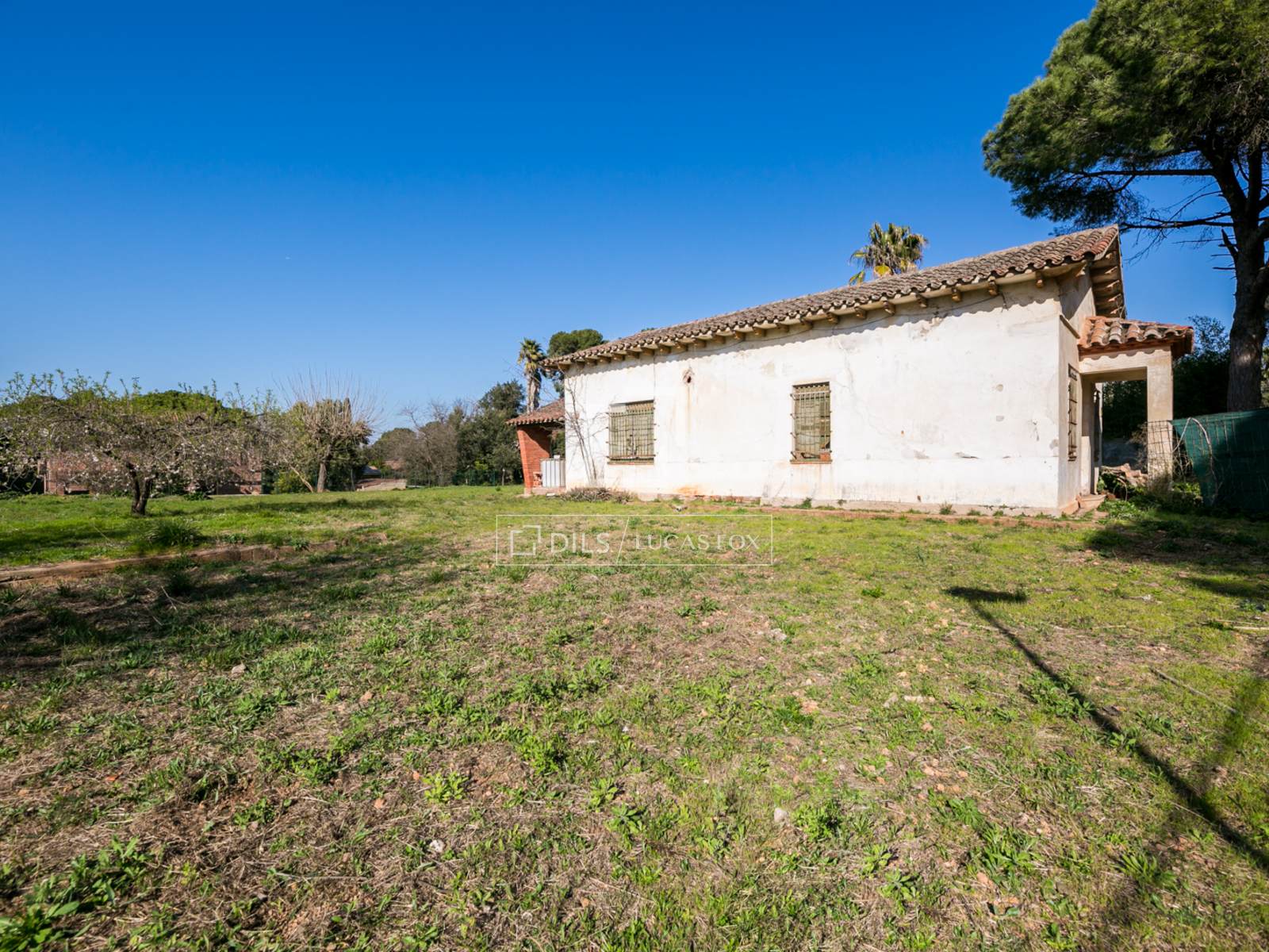 Land plot in Sant Cugat Del Valles, Barcelona, Spain 2048 sq.m. No. 192599