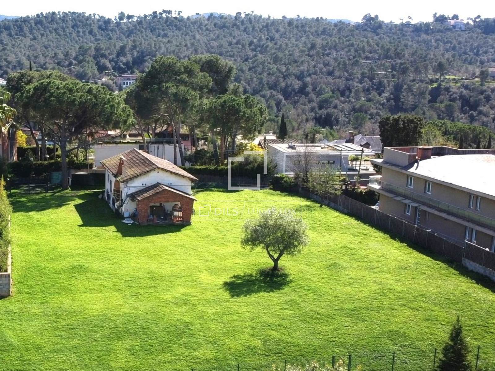 Land plot in Sant Cugat Del Valles, Barcelona, Spain 2048 sq.m. No. 192599