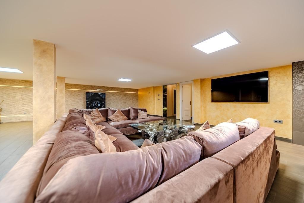 Villa Torrevieja, Alicante, Spānijā 5 istabas, 438 m2 Nr. 165584