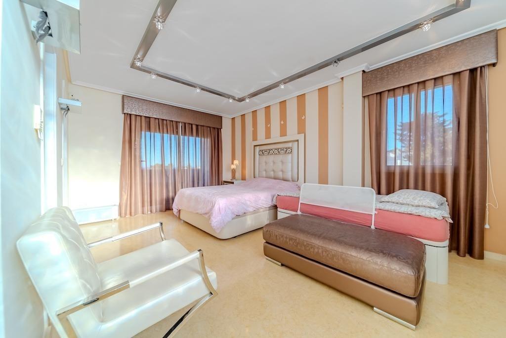 Villa Torrevieja, Alicante, Spānijā 5 istabas, 438 m2 Nr. 165584