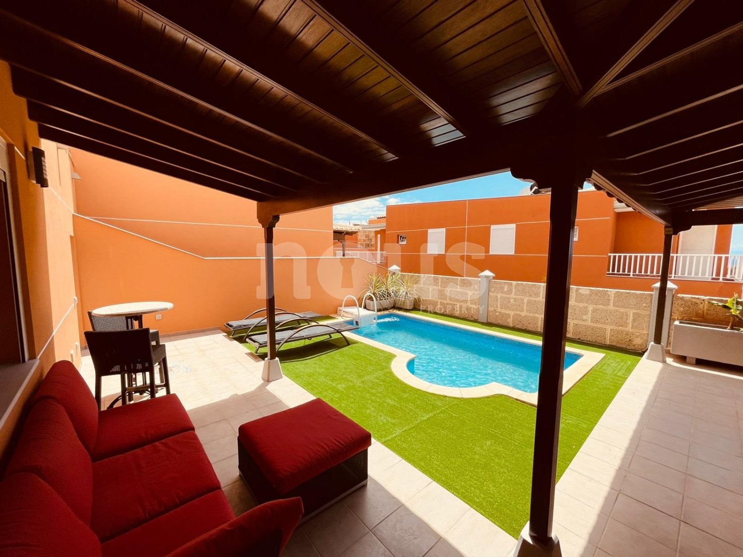 Villa in Los Cristianos, Tenerife, Spanien 4 Schlafzimmer, 345 m2 Nr. 103088