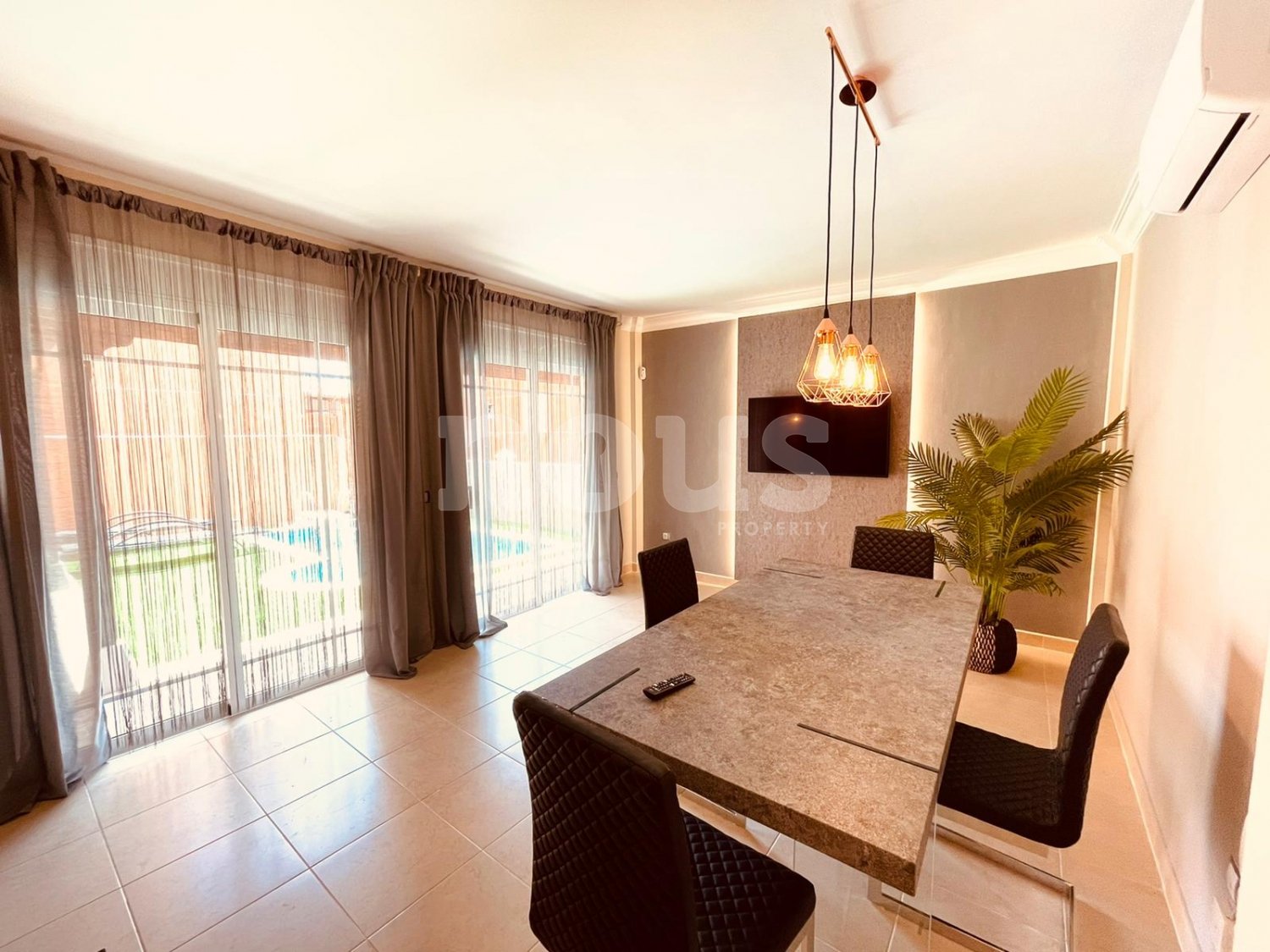 Villa in Los Cristianos, Tenerife, Spanien 4 Schlafzimmer, 345 m2 Nr. 103088