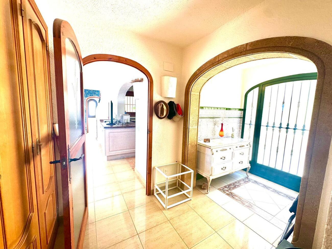 Villa Javea, Alicante, Spānijā 4 istabas, 242 m2 Nr. 156049