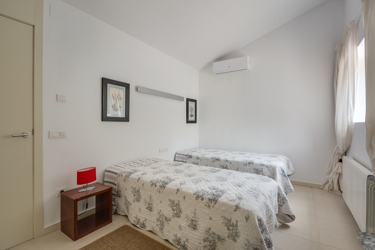 Villa i S'Agaro, Girona, Spanien 4 sovrum, 270 kvm. Nr. 156050
