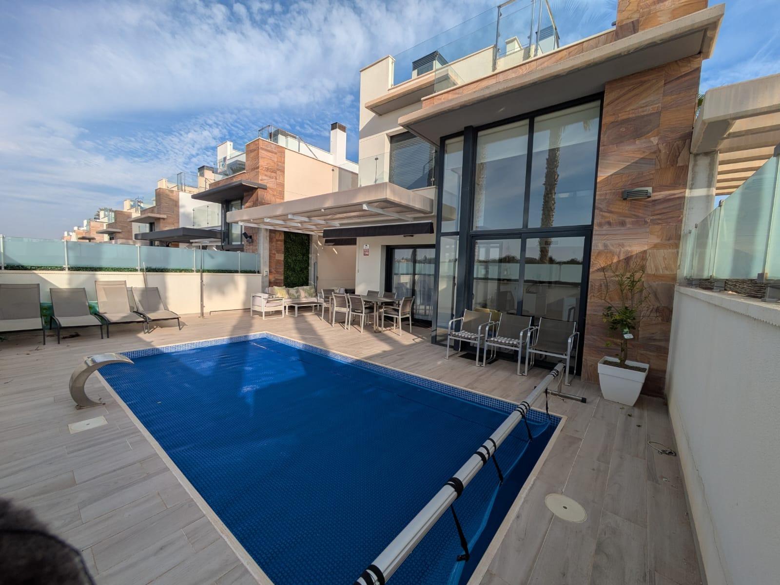 Villa in La Zenia, Alicante, Spain 3 bedrooms, 110 sq.m. No. 156065