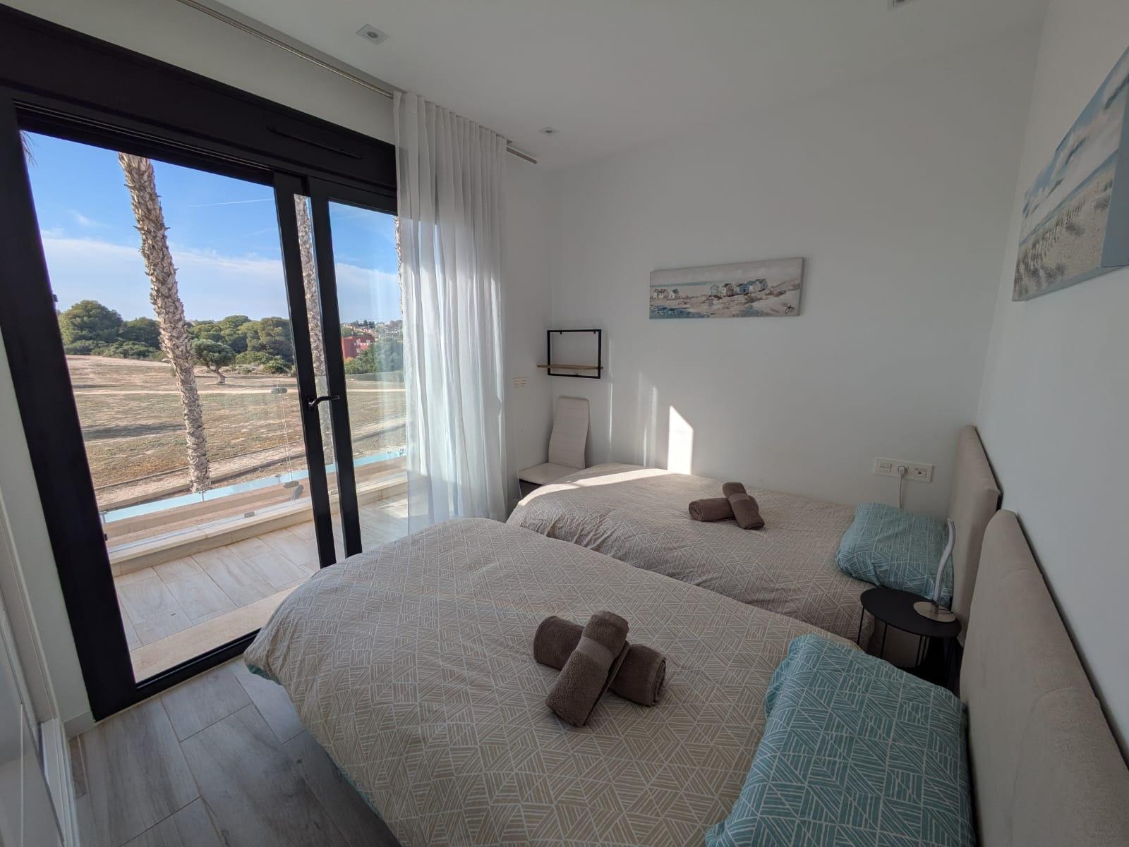 Villa in La Zenia, Alicante, Spain 3 bedrooms, 110 sq.m. No. 156065