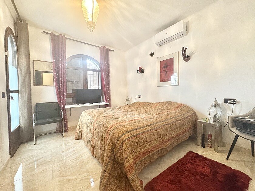 Villa i Villamartin, Alicante, Spanien 4 sovrum, 150 kvm. Nr. 111160