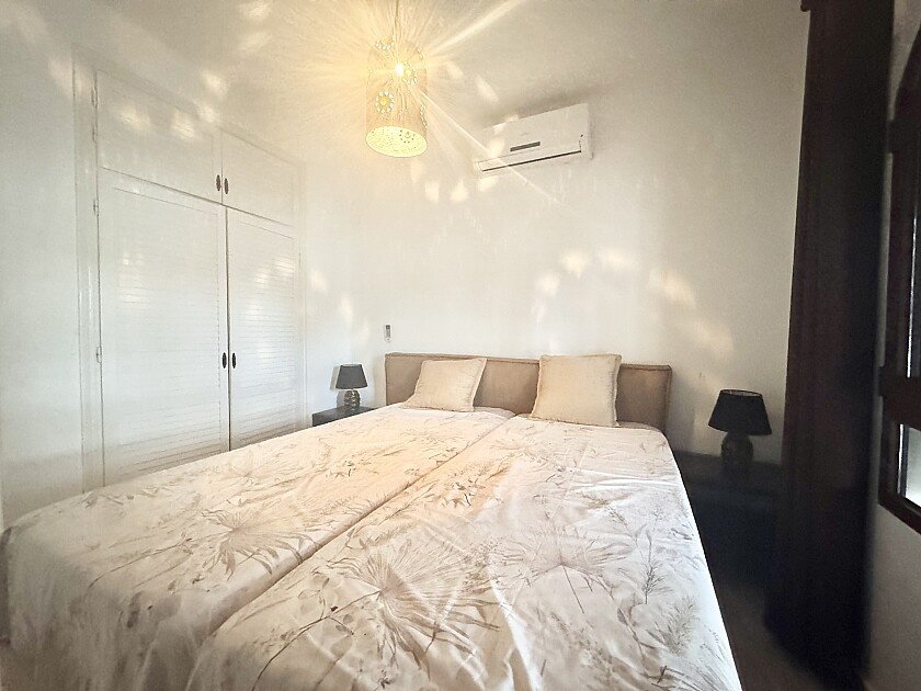 Villa i Villamartin, Alicante, Spanien 4 sovrum, 150 kvm. Nr. 111160