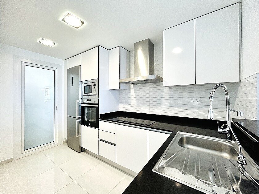 Dzīvoklis Punta Prima, Alicante, Spānijā 2 istabas, 80 m2 Nr. 111156