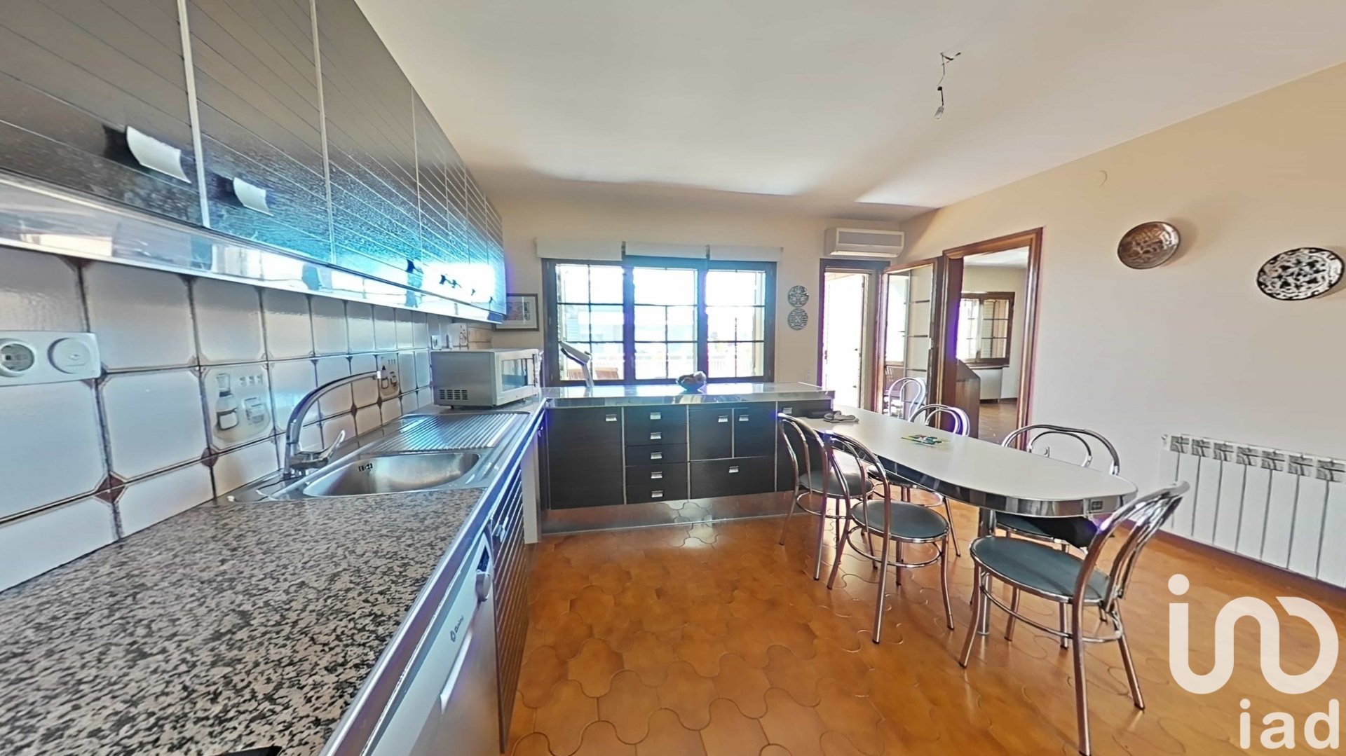 Hus i Balaguer, Lleida, Spanien 4 sovrum, 385 kvm. Nr. 173368