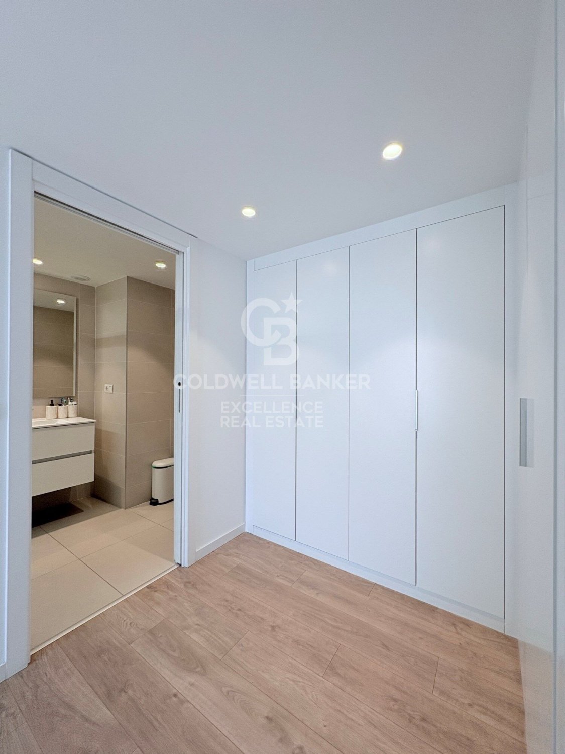 Dzīvoklis Valencia, Spānijā 4 istabas, 158 m2 Nr. 179138