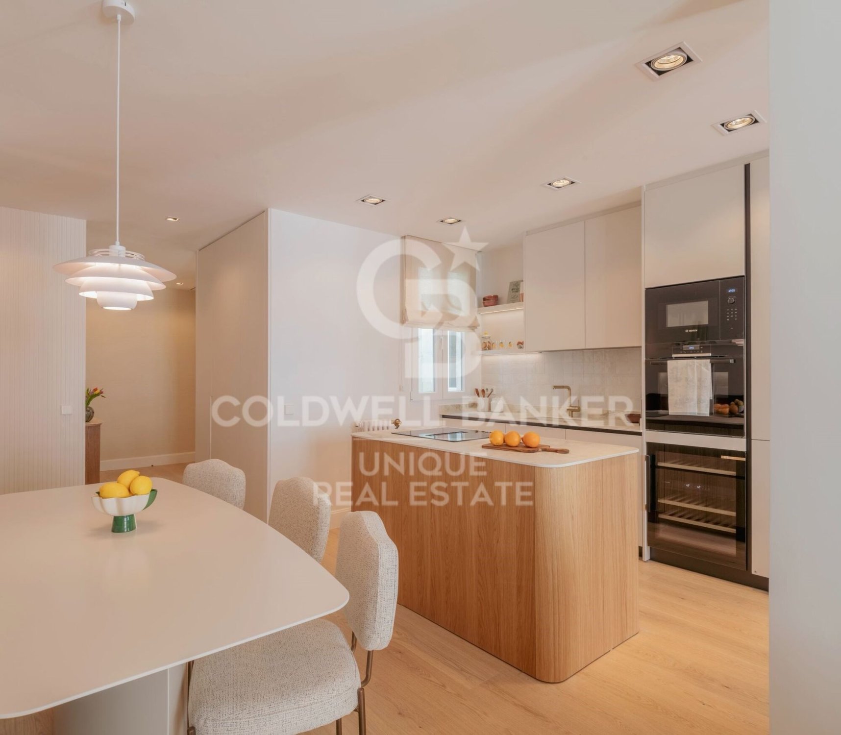 Wohnung in Madrid, Spanien 2 Schlafzimmer, 98 m2 Nr. 179136