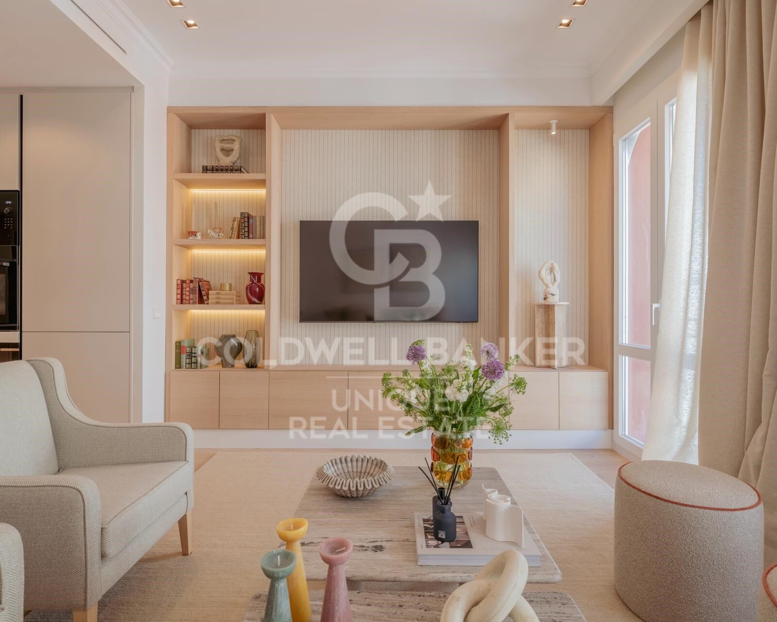 Wohnung in Madrid, Spanien 2 Schlafzimmer, 98 m2 Nr. 179136