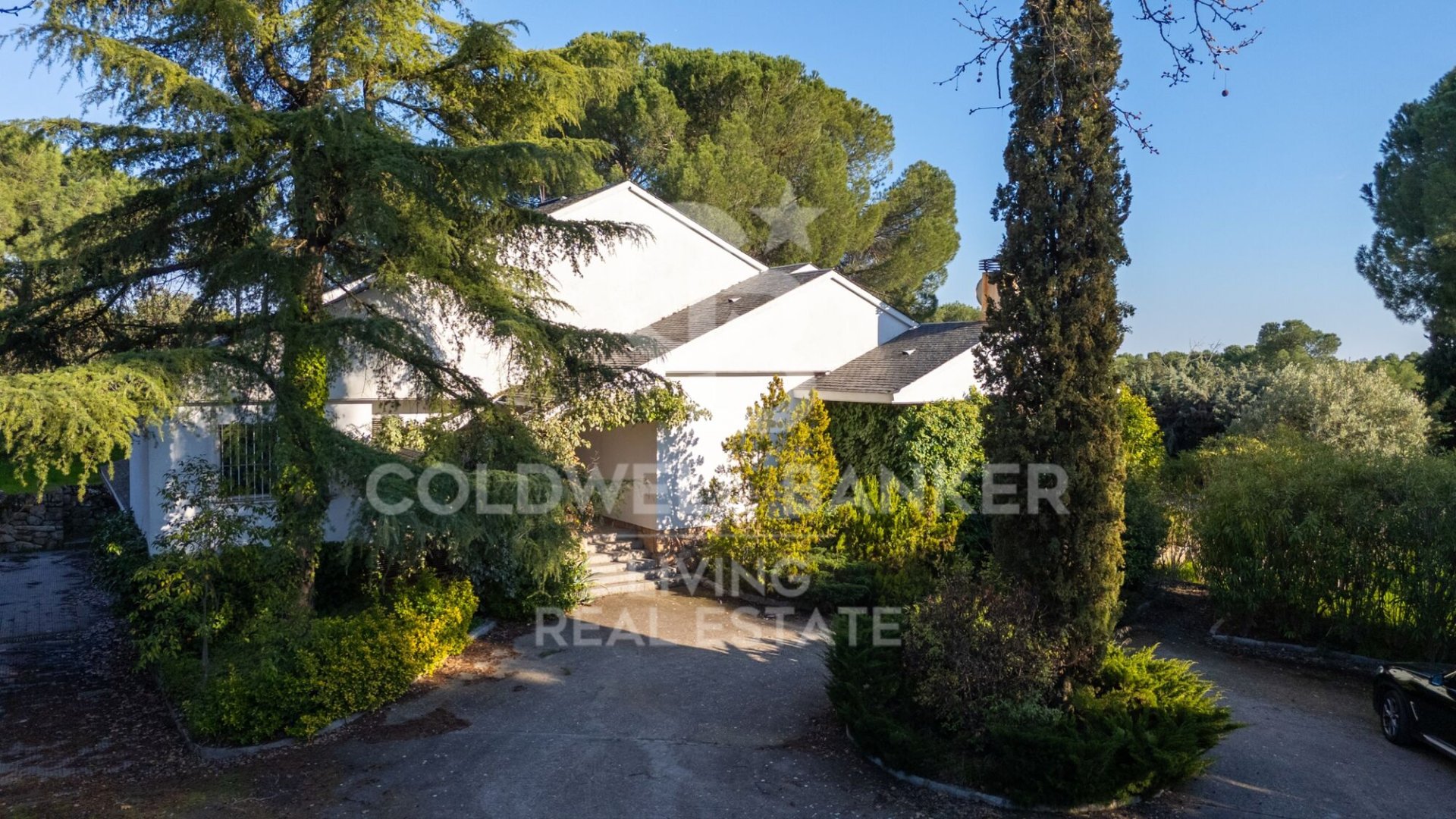 Hus i Pozuelo de Alarcon, Madrid, Spanien 7 sovrum, 581 kvm. Nr. 179133