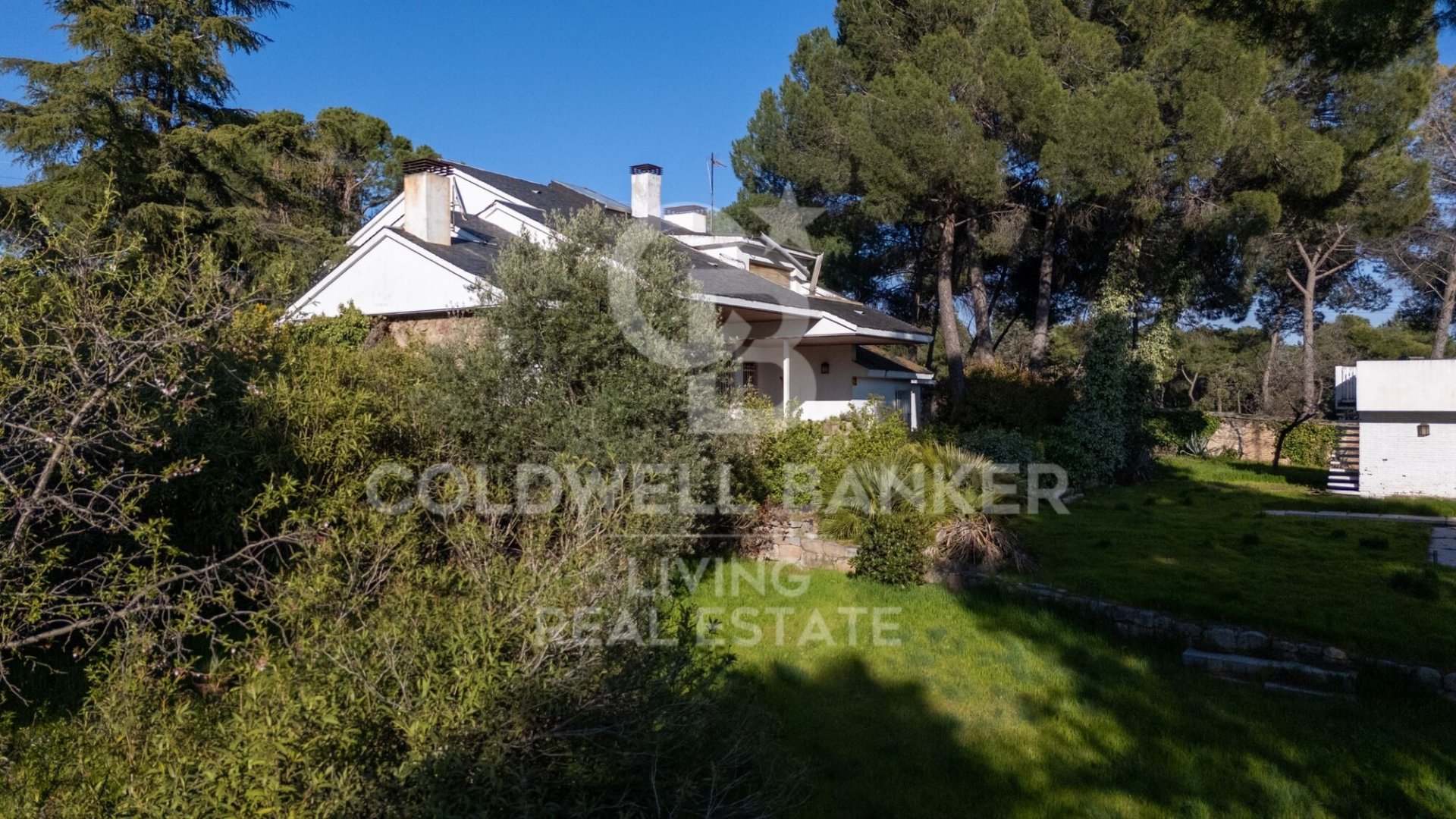 Hus i Pozuelo de Alarcon, Madrid, Spanien 7 sovrum, 581 kvm. Nr. 179133