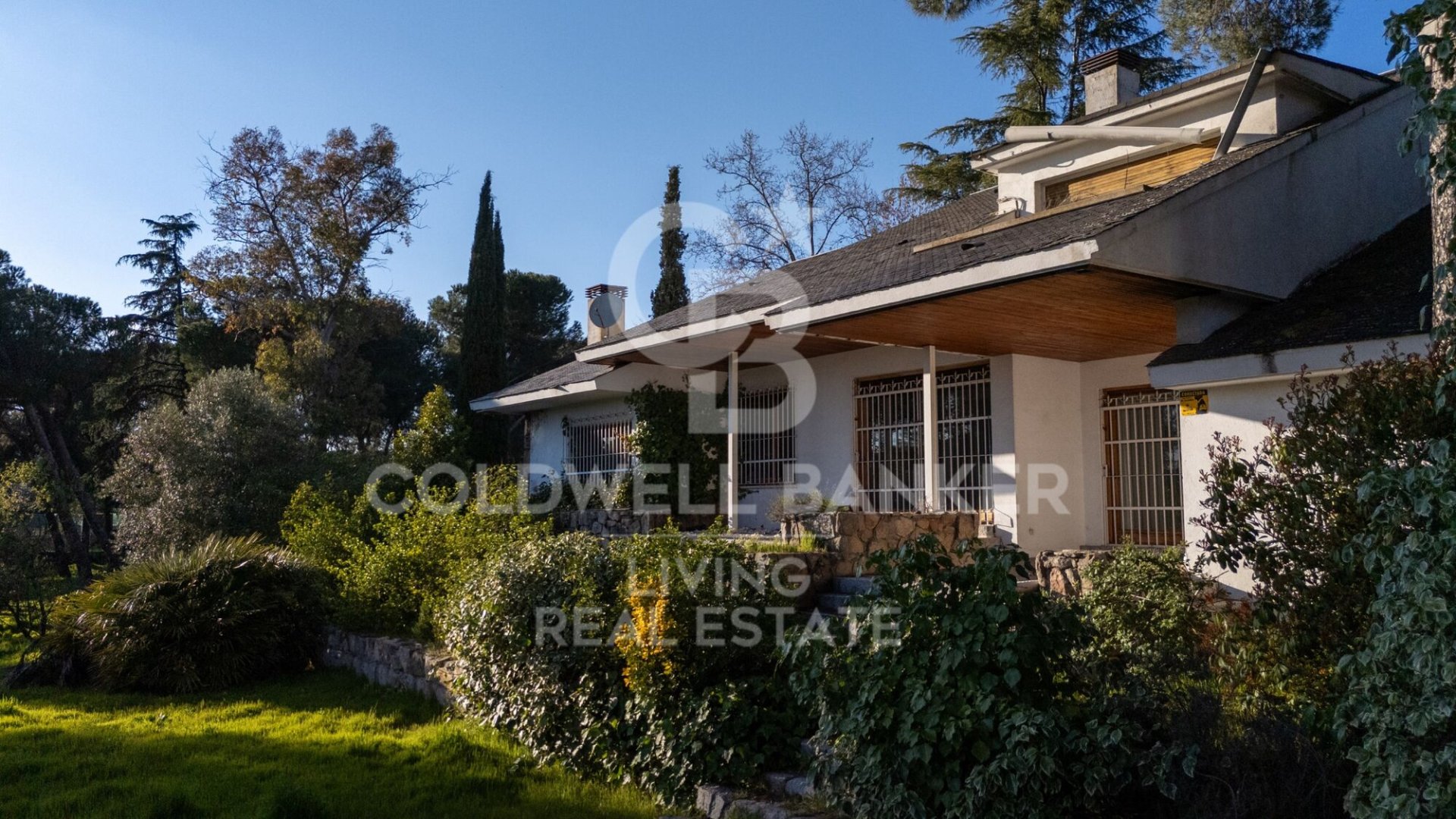 Hus i Pozuelo de Alarcon, Madrid, Spanien 7 sovrum, 581 kvm. Nr. 179133