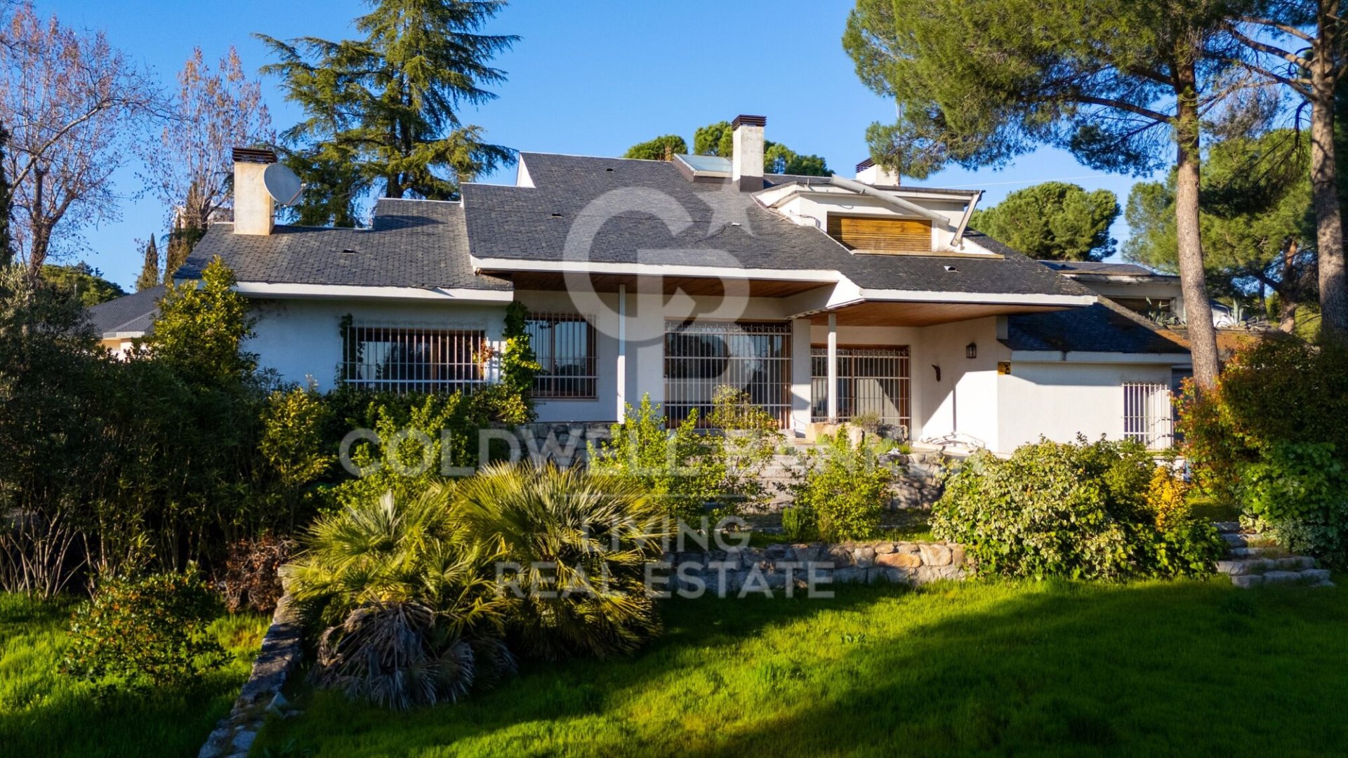 Hus i Pozuelo de Alarcon, Madrid, Spanien 7 sovrum, 581 kvm. Nr. 179133