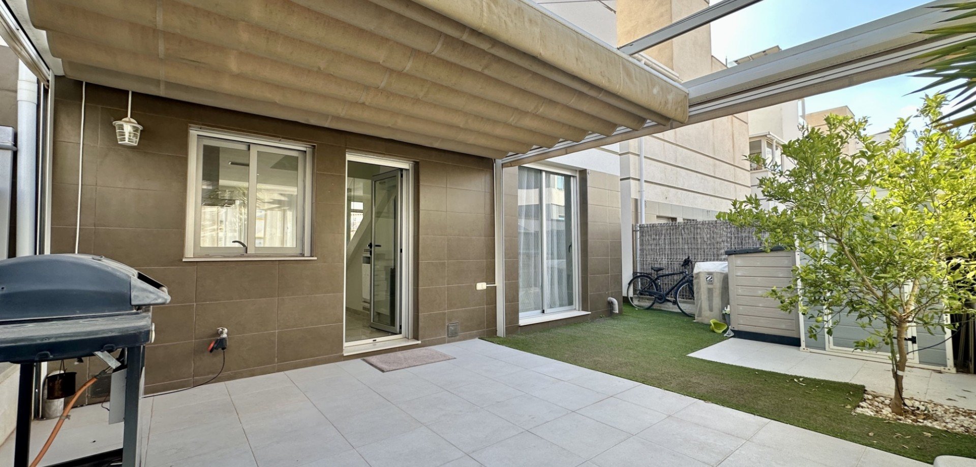 Villa à Cabo Roig, Alicante, Espagne 3 chambres, 125 m2 No. 179524