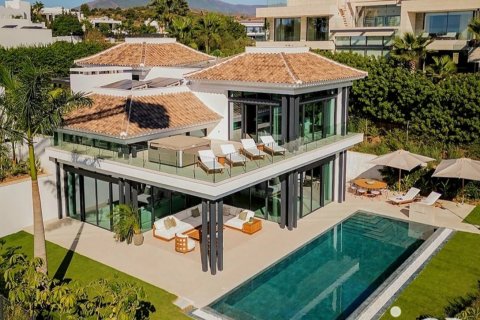 House in Marbella, Malaga, Spanien 5 Schlafzimmer, 1100 m2 Nr. 153406
