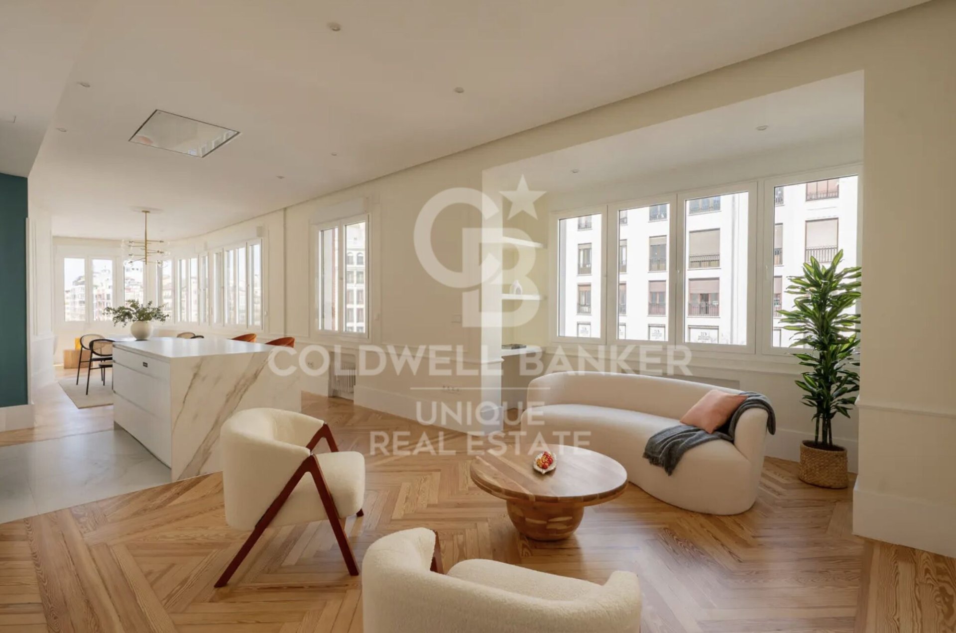 Apartment à Madrid, Espagne 3 chambres, 188 m2 No. 178849