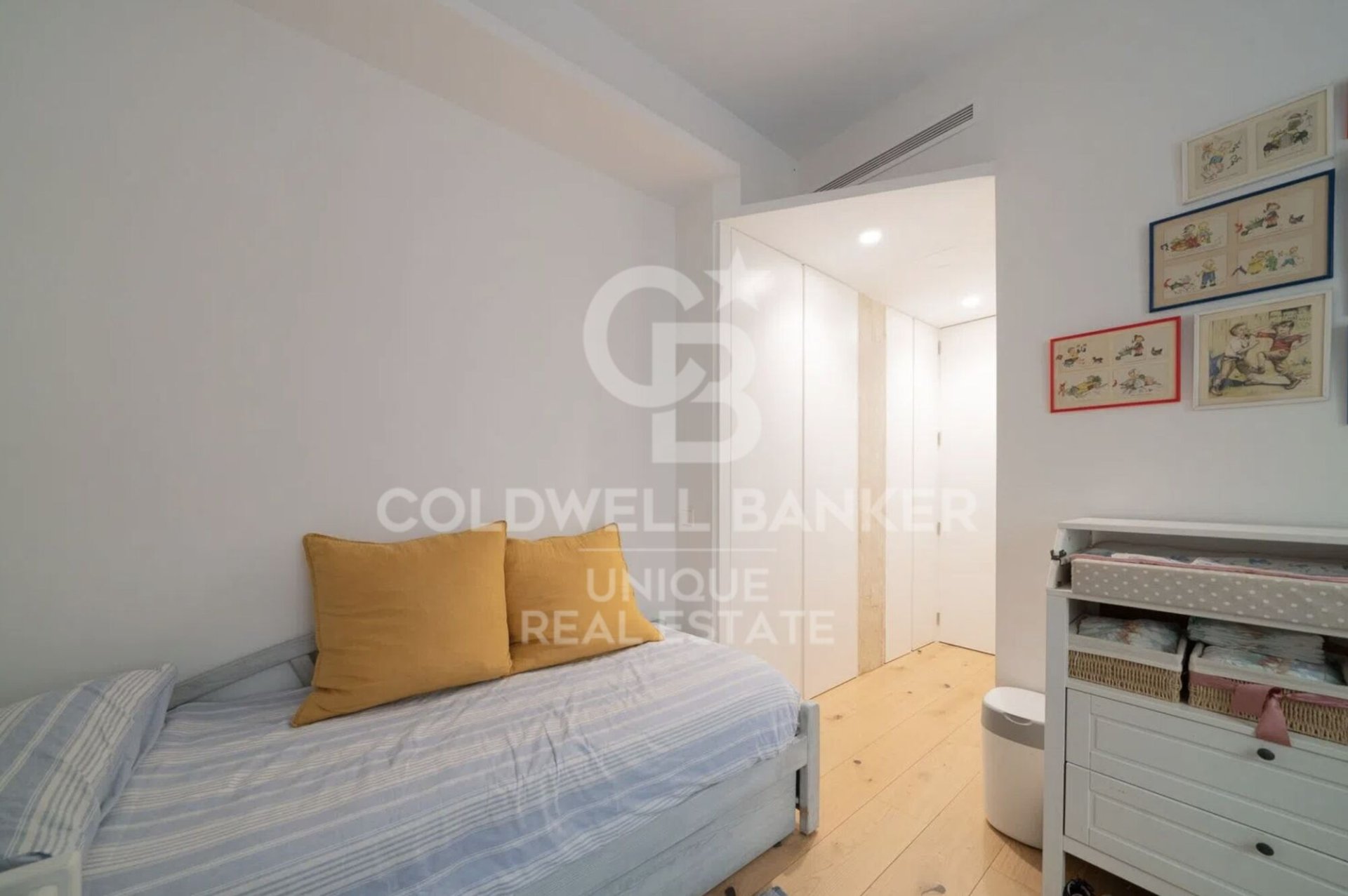 Apartment à Madrid, Espagne 4 chambres, 160 m2 No. 178846