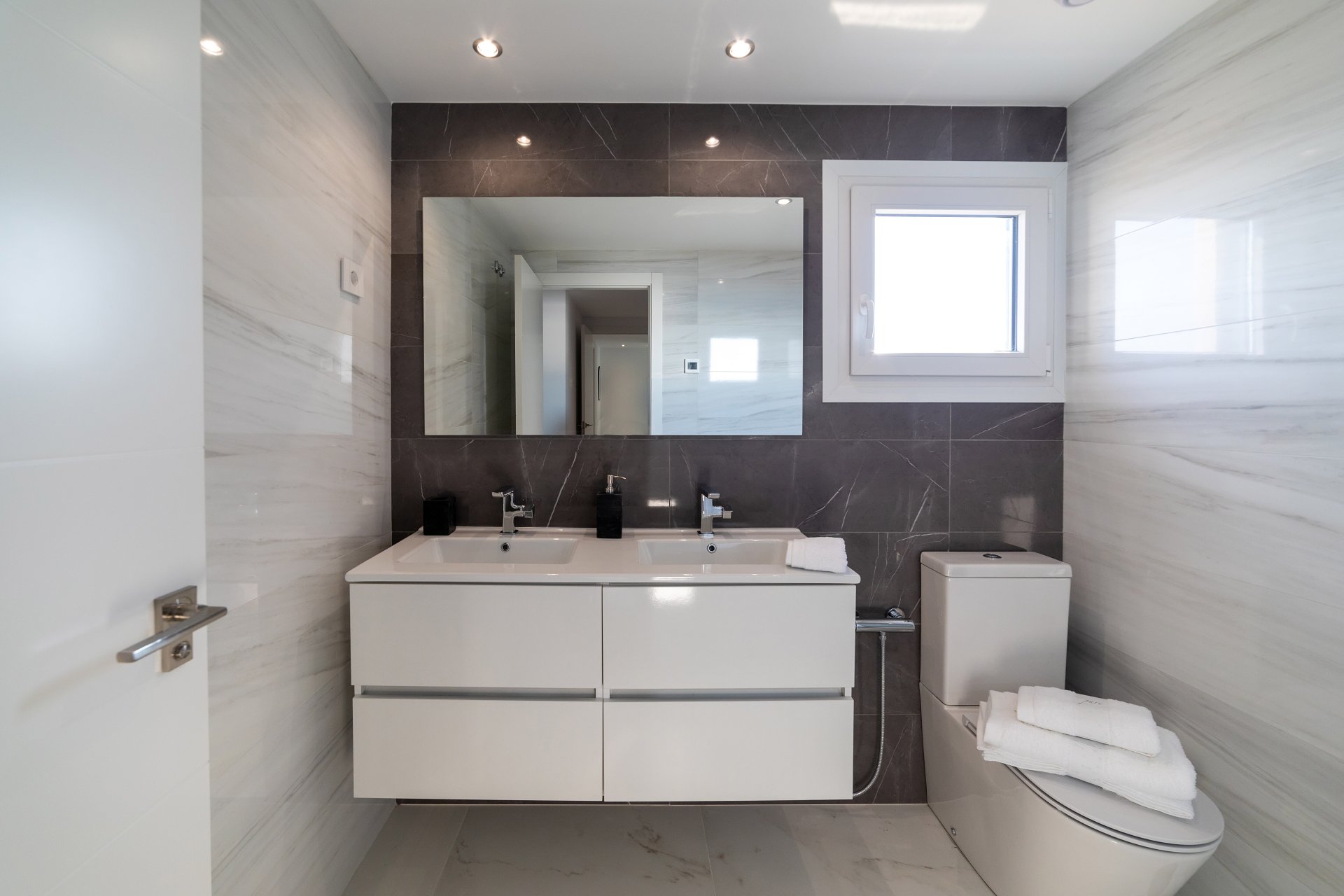 Apartament w Torrevieja, Alicante, Hiszpania 3 sypialnie, 98 mkw. nr 144794
