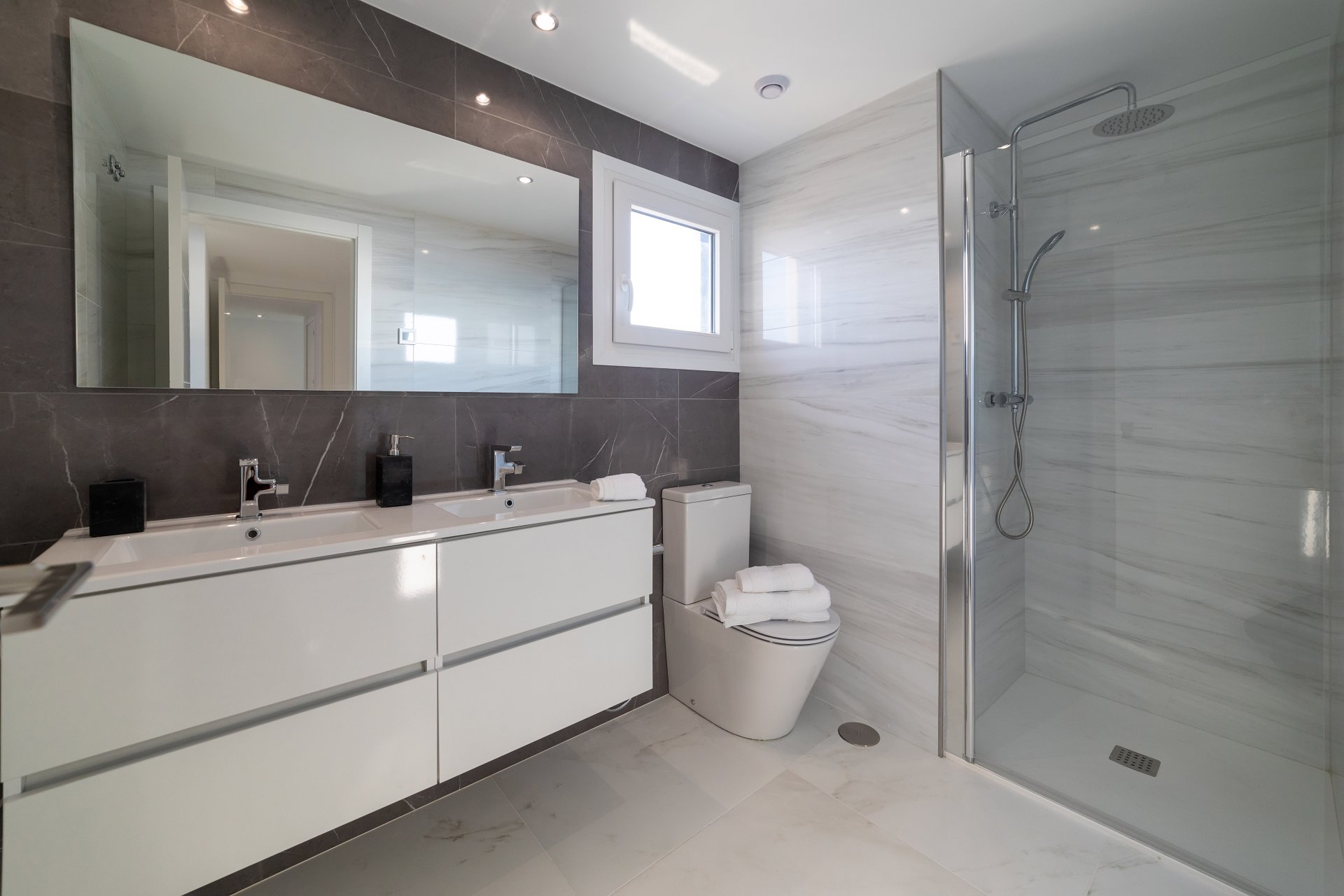 Apartament w Torrevieja, Alicante, Hiszpania 3 sypialnie, 98 mkw. nr 144794