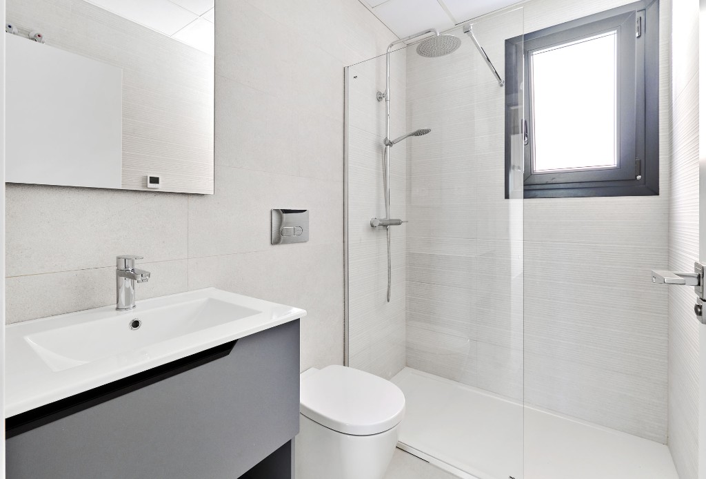 Apartamento en Torrevieja, Alicante, España 2 dormitorios, 90 m2 No. 144793