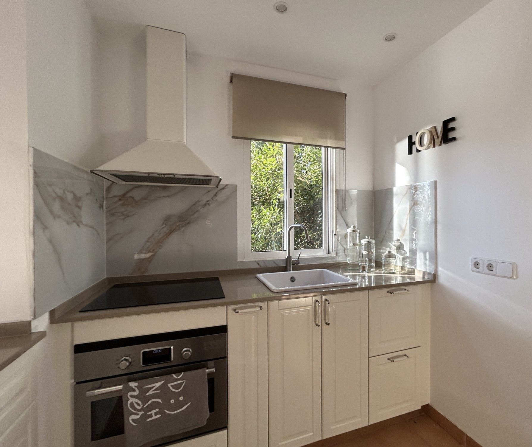 Apartamento en Illetes (Ses), Mallorca, España 2 dormitorios, 80 m2 No. 190525