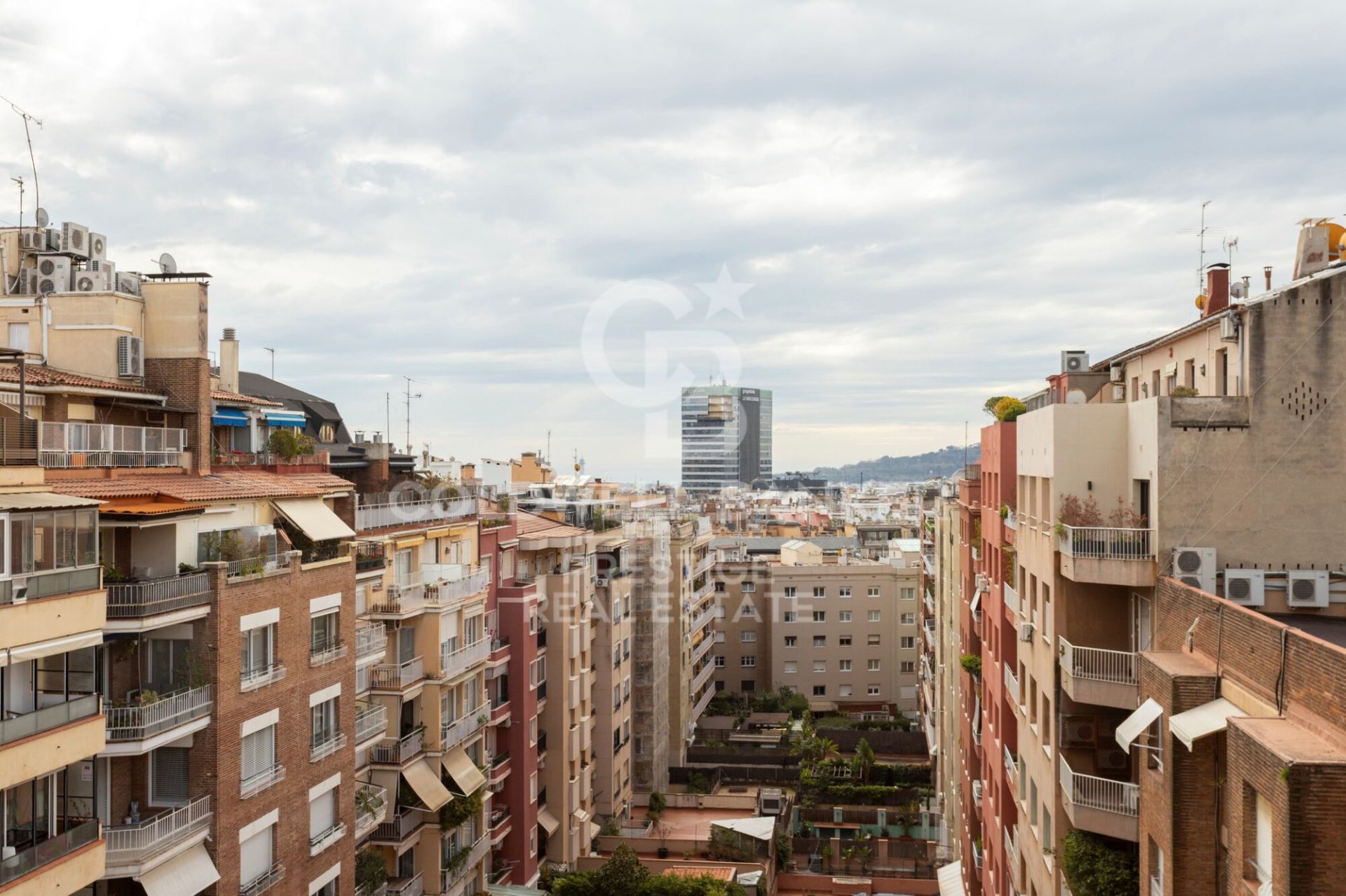 Penthouse à Barcelona, Espagne 4 chambres, 231 m2 No. 157658