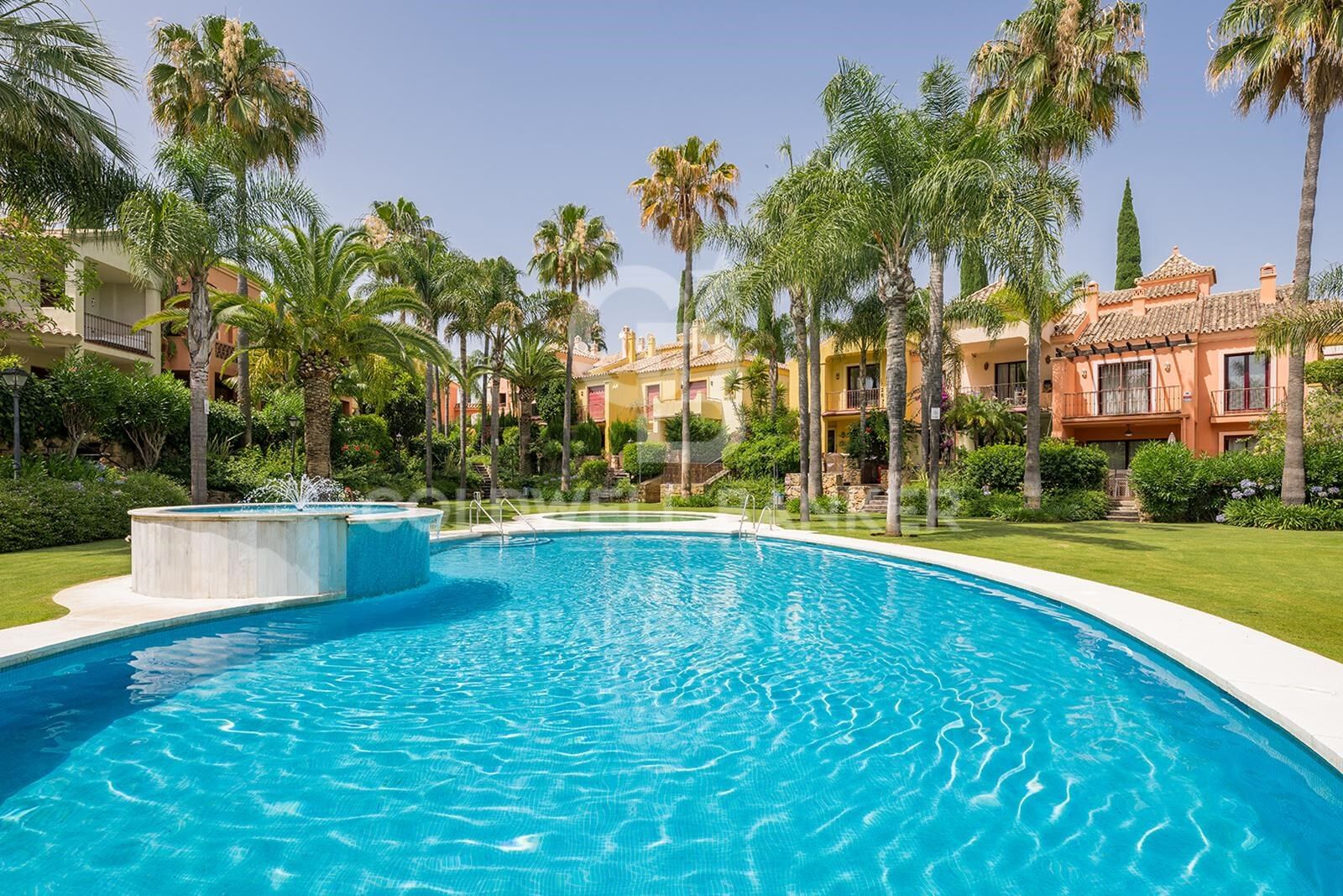 Villa in Marbella, Malaga, Spain 4 bedrooms, 263 sq.m. No. 157657