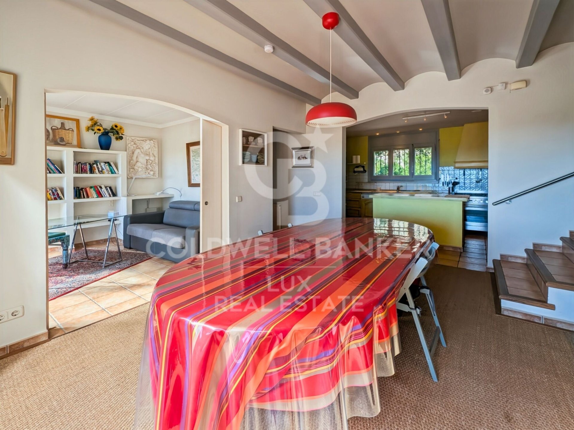 Вилла в Пау, Герона, Испания 8 спален, 408м2 №157659
