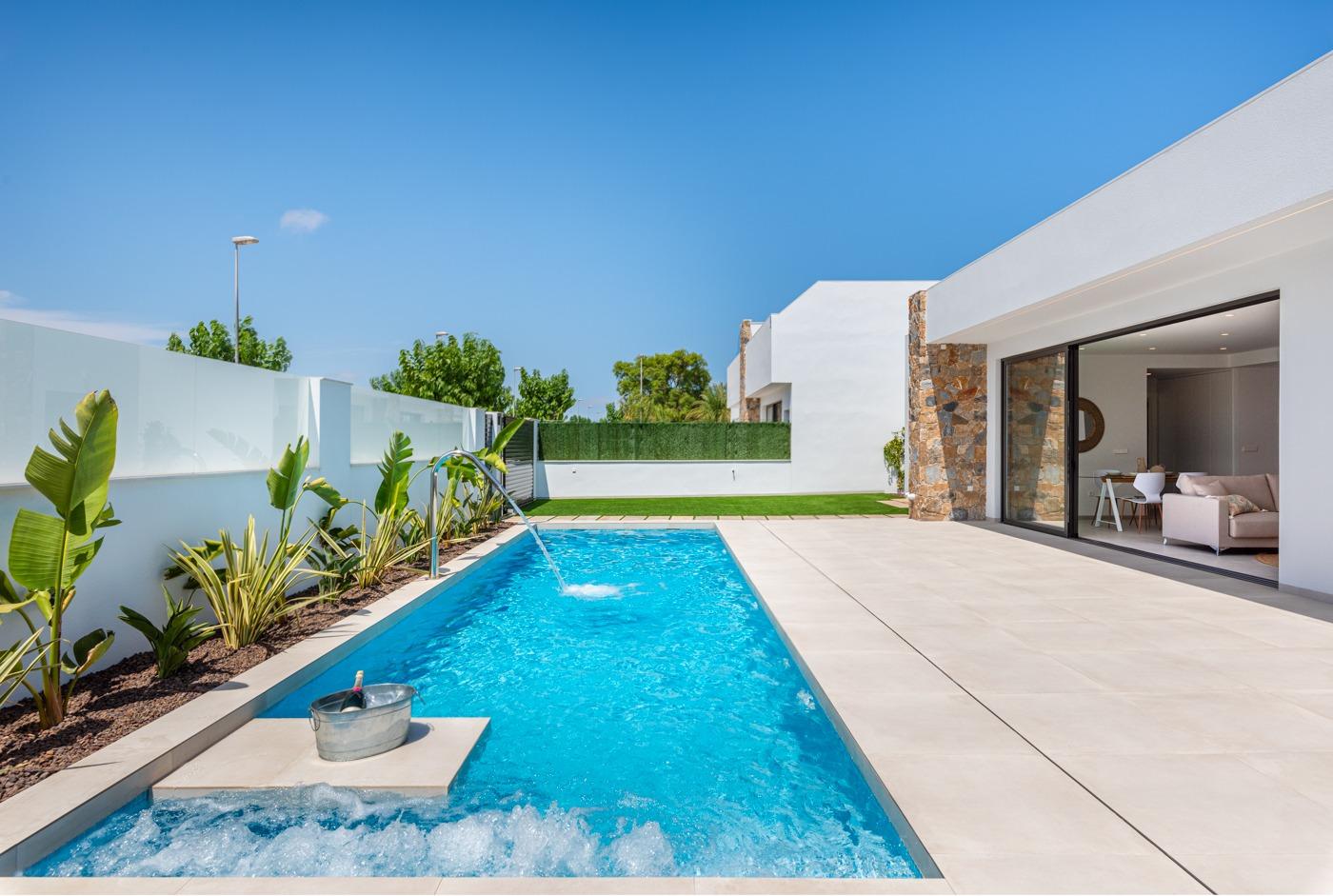 Villa in Los Alcazares, Murcia, Spain 3 bedrooms, 142 sq.m. No. 111375