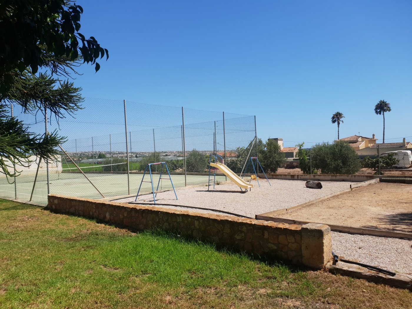 Villa a Los Montesinos, Alicante, Spagna 2 camere da letto, 105 mq. N° 74711