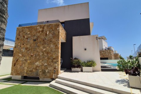 Villa Torrevieja, Alicante, Spānijā 4 istabas, 205 m2 Nr. 164674