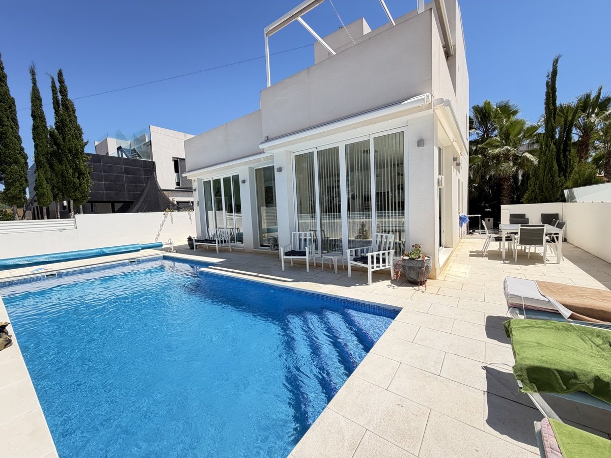 Willa w Mil Palmeras, Alicante, Hiszpania 4 sypialnie, 160 mkw. nr 195439