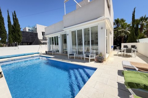 Villa Mil Palmeras, Alicante, Spānijā 4 istabas, 160 m2 Nr. 195439