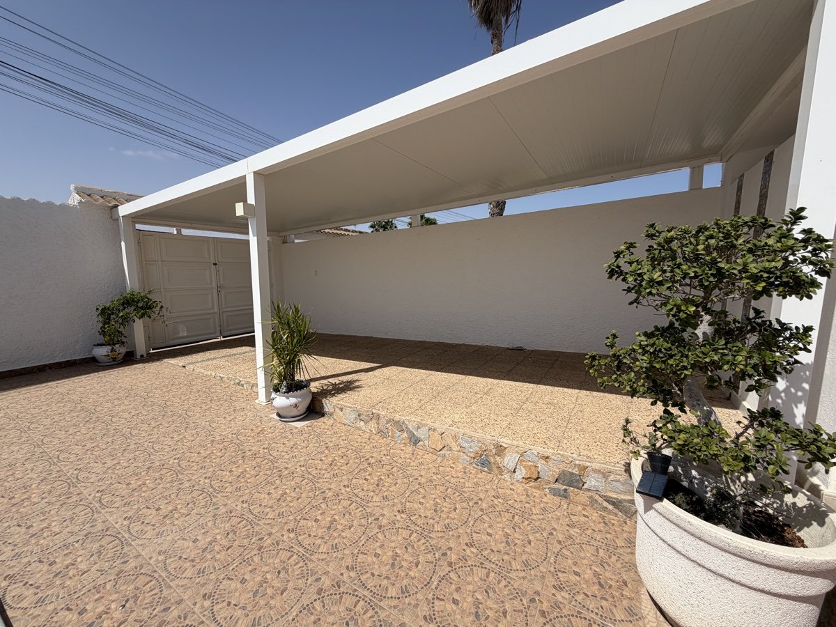 Bungalowi San Luis, Alicante, Espanja 3 makuuhuonetta, 142 m2 No. 195438