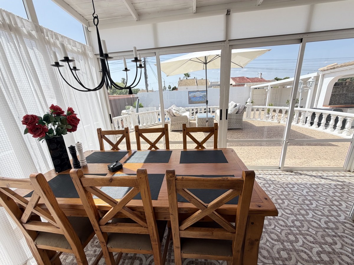 Bungalowi San Luis, Alicante, Espanja 3 makuuhuonetta, 142 m2 No. 195438
