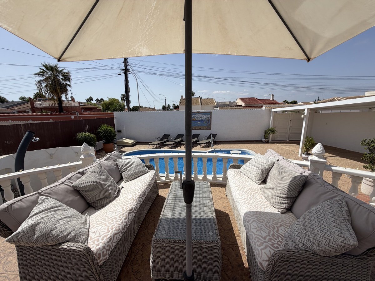 Bungalowi San Luis, Alicante, Espanja 3 makuuhuonetta, 142 m2 No. 195438