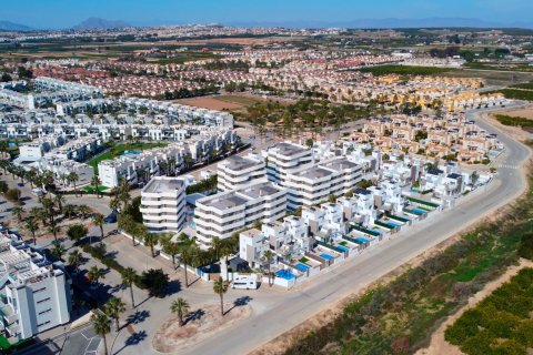 Duplex in Guardamar del Segura, Alicante, Spain 3 bedrooms, 145 sq.m. No. 143319