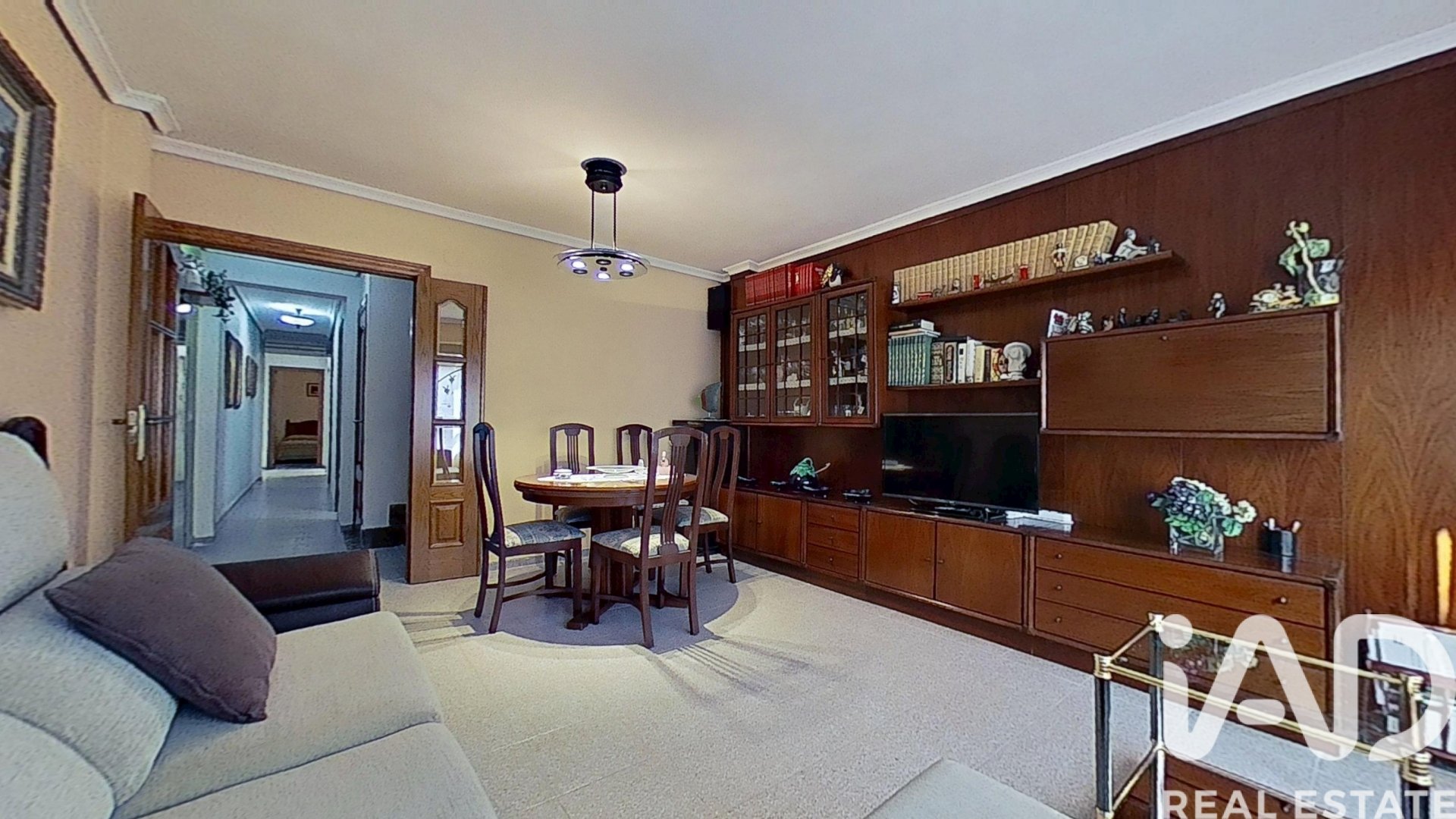 Townhouse in Vila-real, Castellon, Spain 6 bedrooms, 270 sq.m. No. 172910