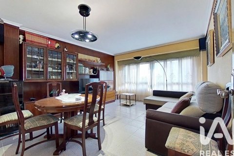 Radhus i Vila-real, Castellon, Spanien 6 sovrum, 270 kvm. Nr. 172910