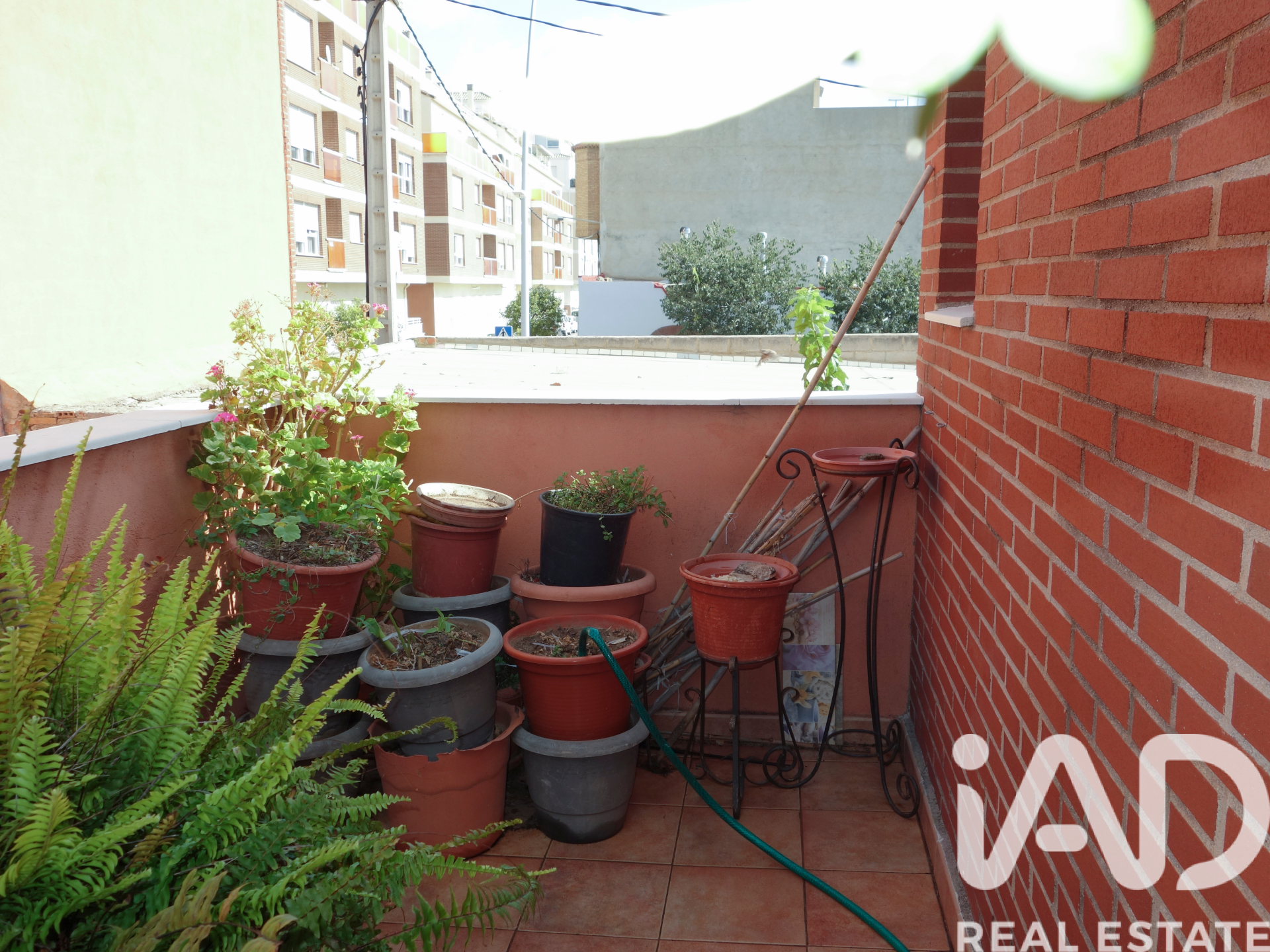 Kaupunkipientalo Almassora, Castellon, Espanja 3 makuuhuonetta, 141 m2 No. 172915