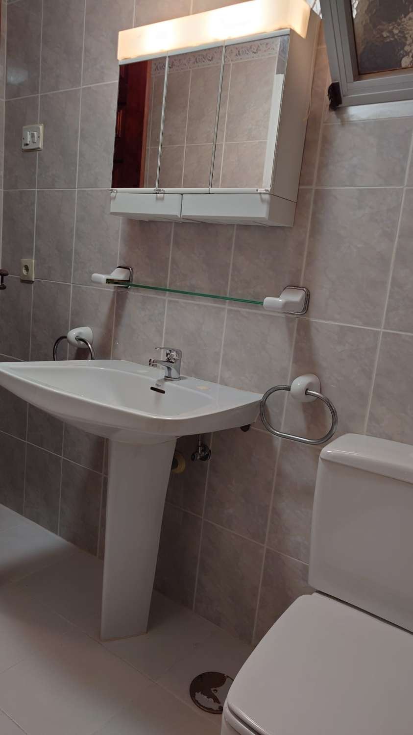 Apartamento en Calpe, Alicante, España 1 dormitorio, 63 m2 No. 196154