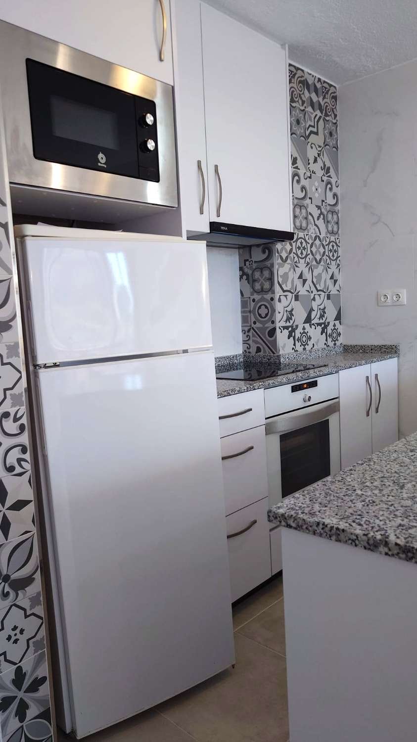 Apartamento en Calpe, Alicante, España 1 dormitorio, 63 m2 No. 196154