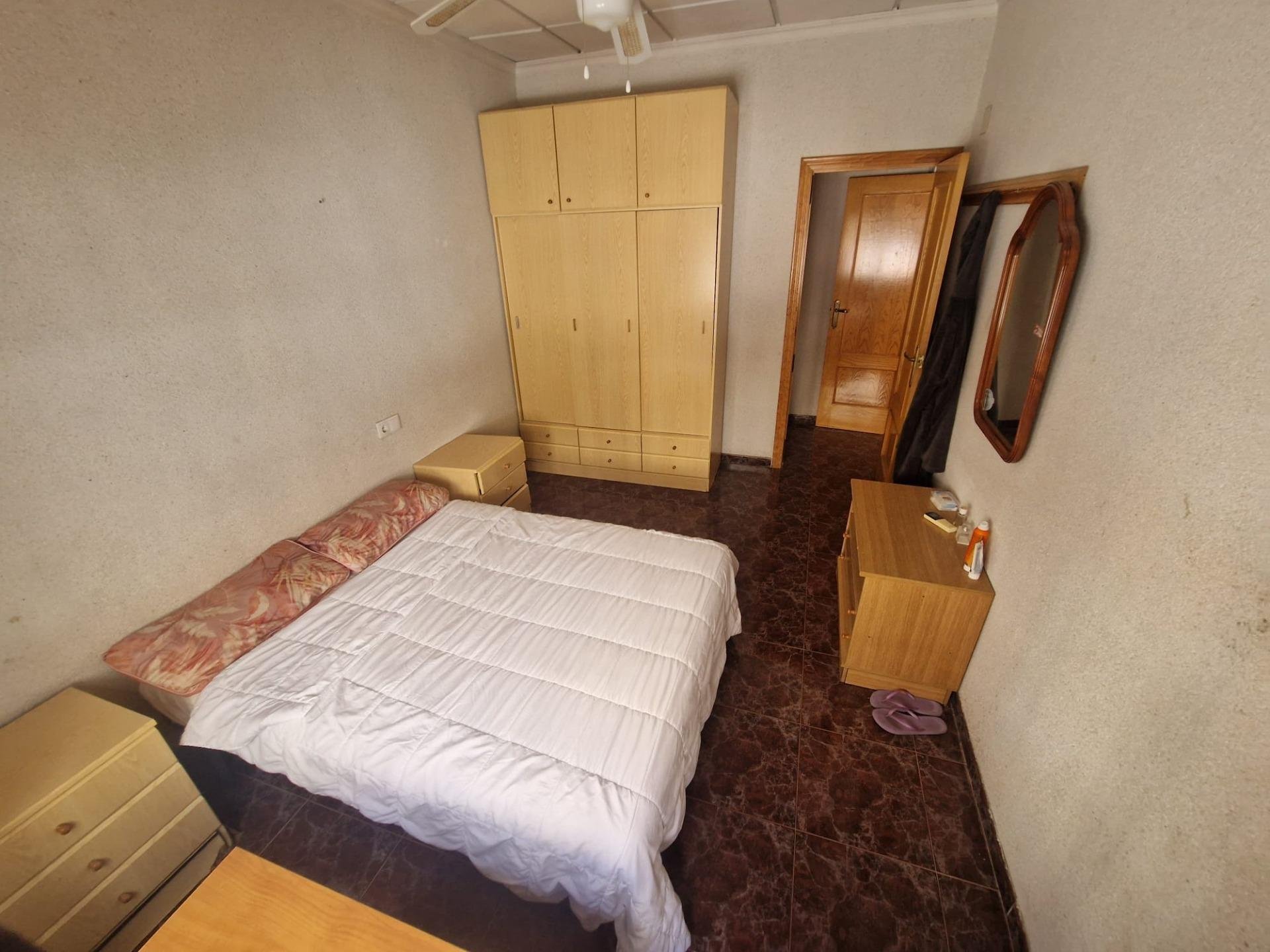 Radhus i Torrevieja, Alicante, Spanien 4 sovrum, 156 kvm. Nr. 155655