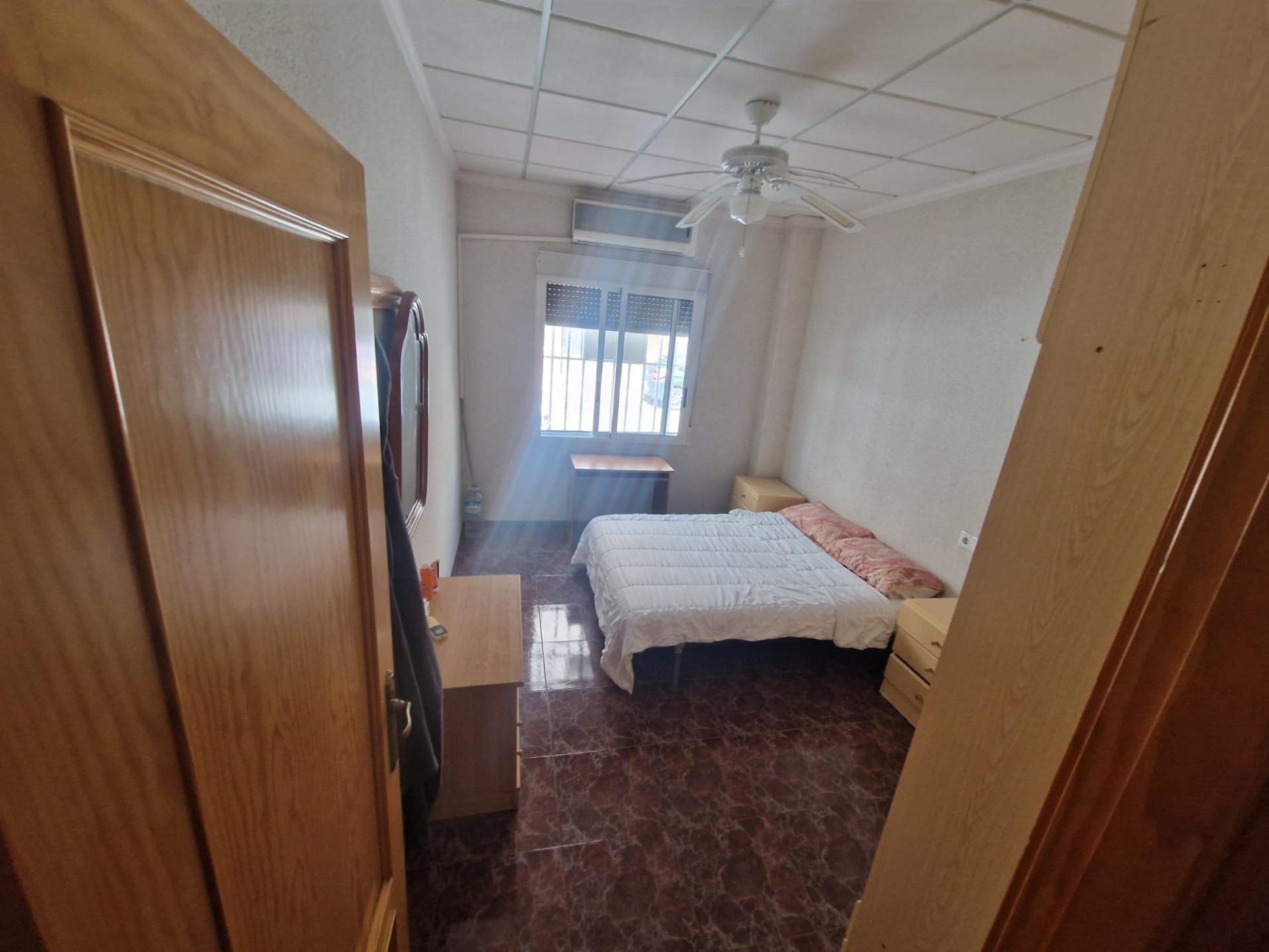 Radhus i Torrevieja, Alicante, Spanien 4 sovrum, 156 kvm. Nr. 155655