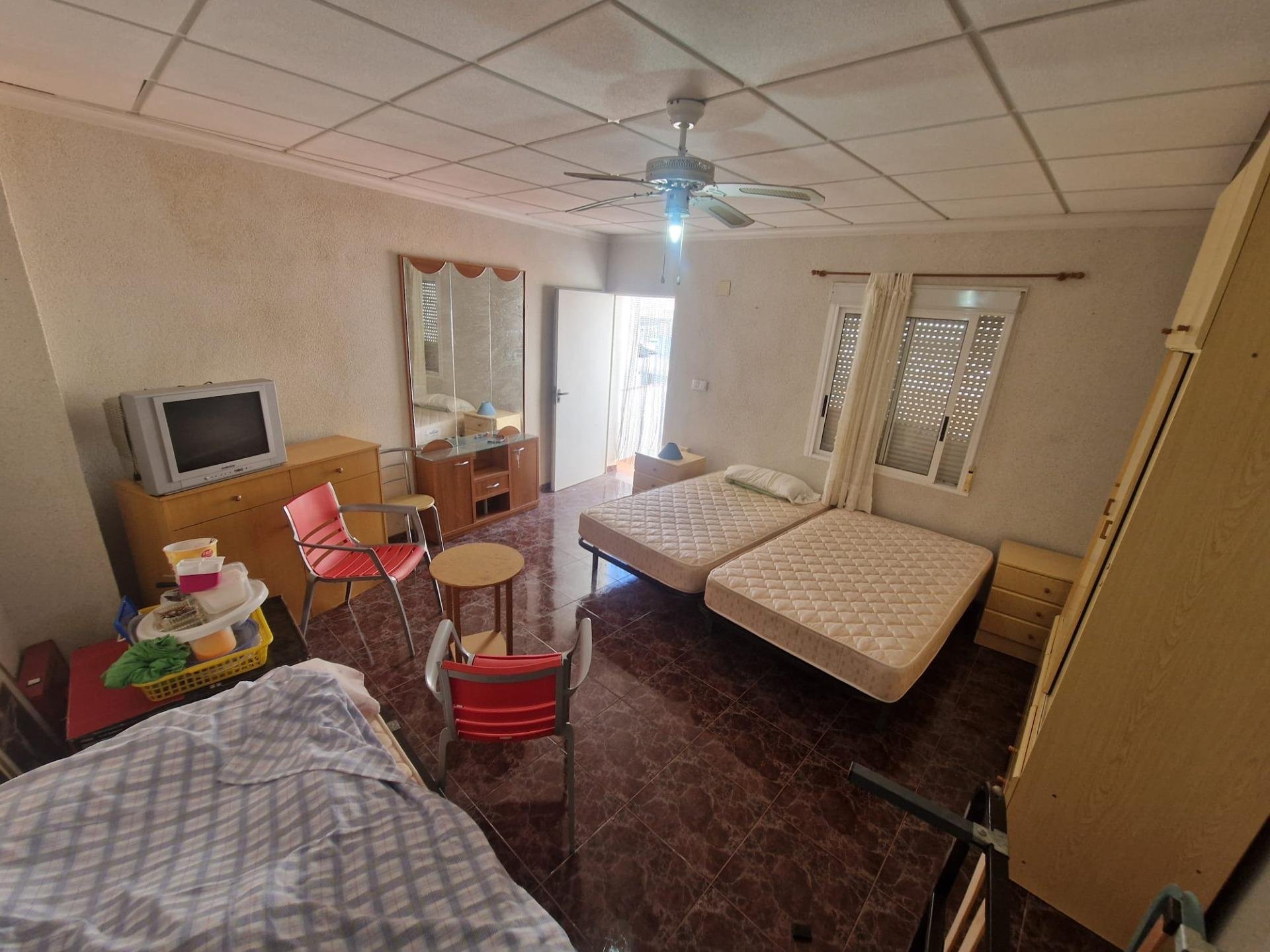 Radhus i Torrevieja, Alicante, Spanien 4 sovrum, 156 kvm. Nr. 155655