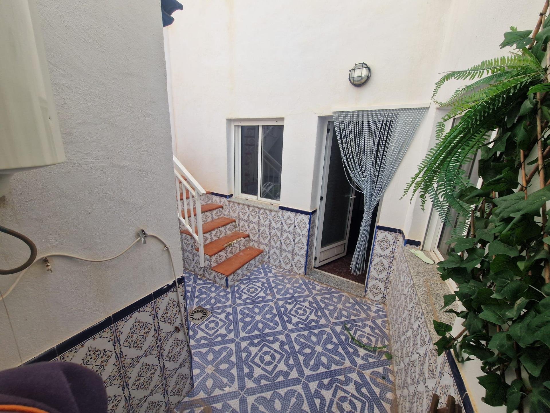 Radhus i Torrevieja, Alicante, Spanien 4 sovrum, 156 kvm. Nr. 155655